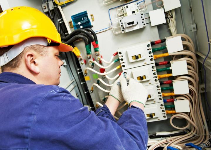 Travaux d’électricité générale à Bordeaux Métropole