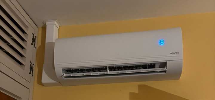 Climatisation monosplit murale Atlantic réversible installée à Blanquefort par IN & TECH